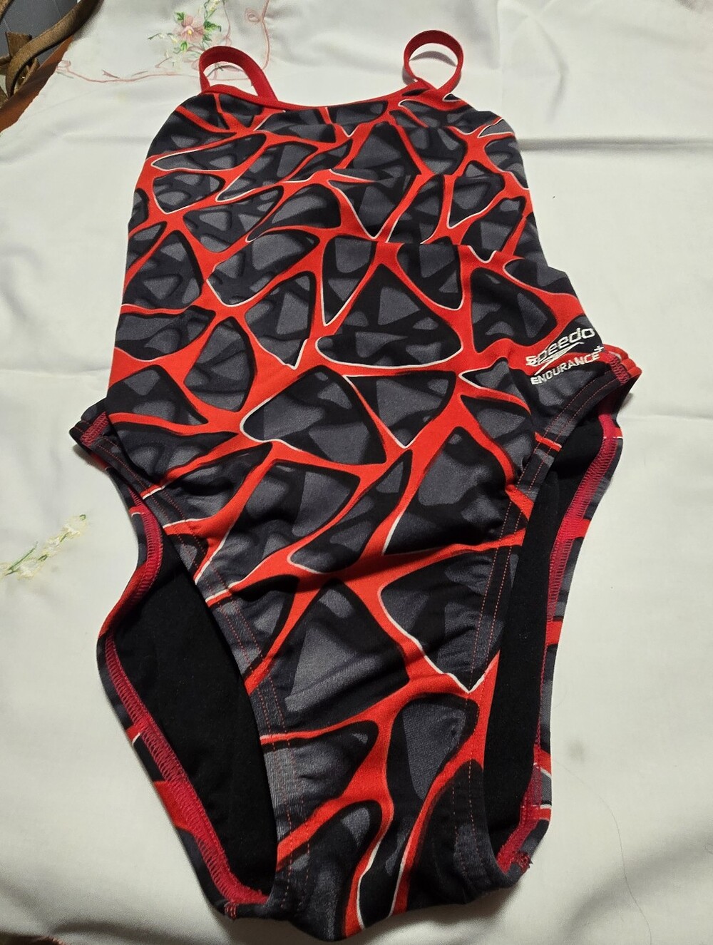 LADIES SMALL Speedo Endurance+ Red and Black Patterned Swim Suite . NEW W/0 TAG